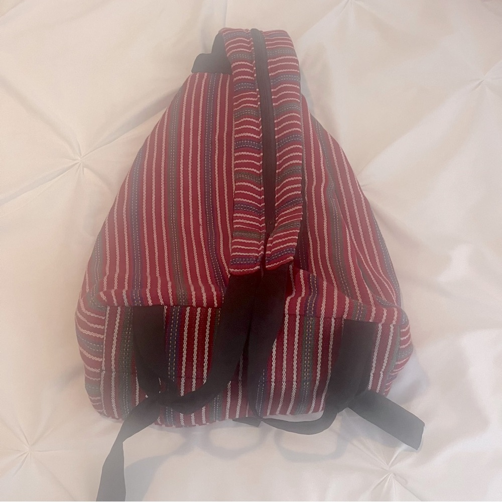 Guatemala Handmade Backpack Red Green - Picture 2 of 9